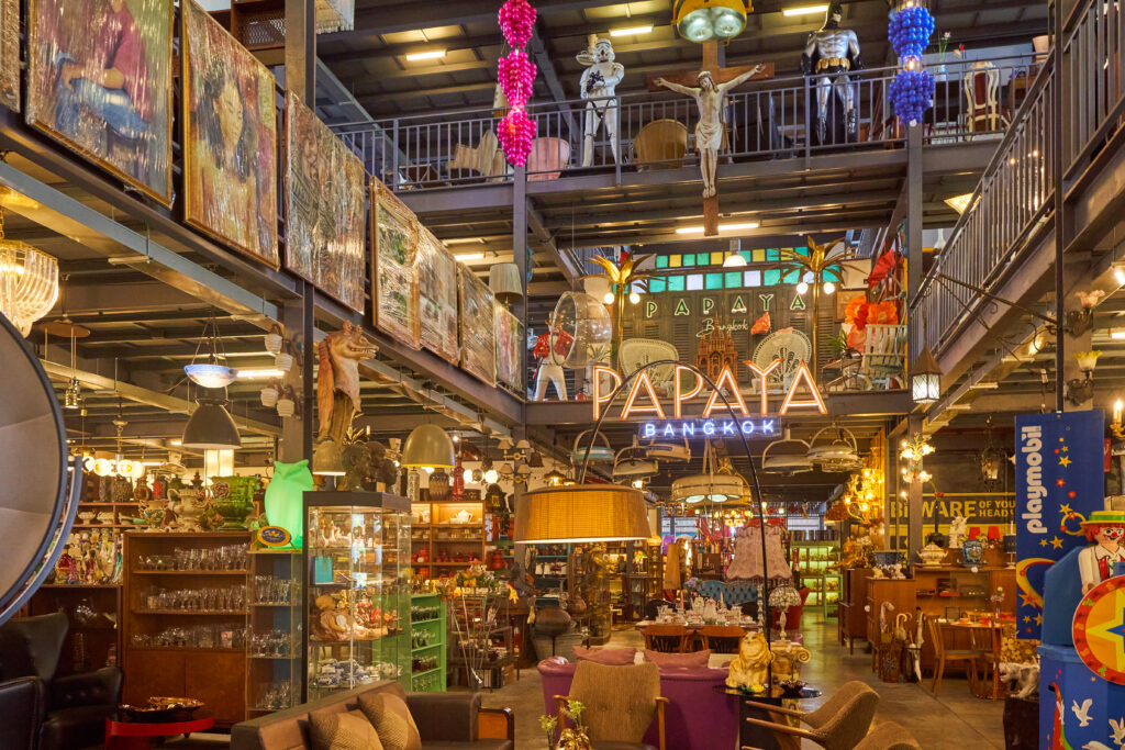 Where to Buy Vintage Furniture in Bangkok — an Honest Guide (Full Disclosure: We Run PAPAYA) — ซื้อเฟอร์นิเจอร์วินเทจที่ไหนดีในกรุงเทพฯ