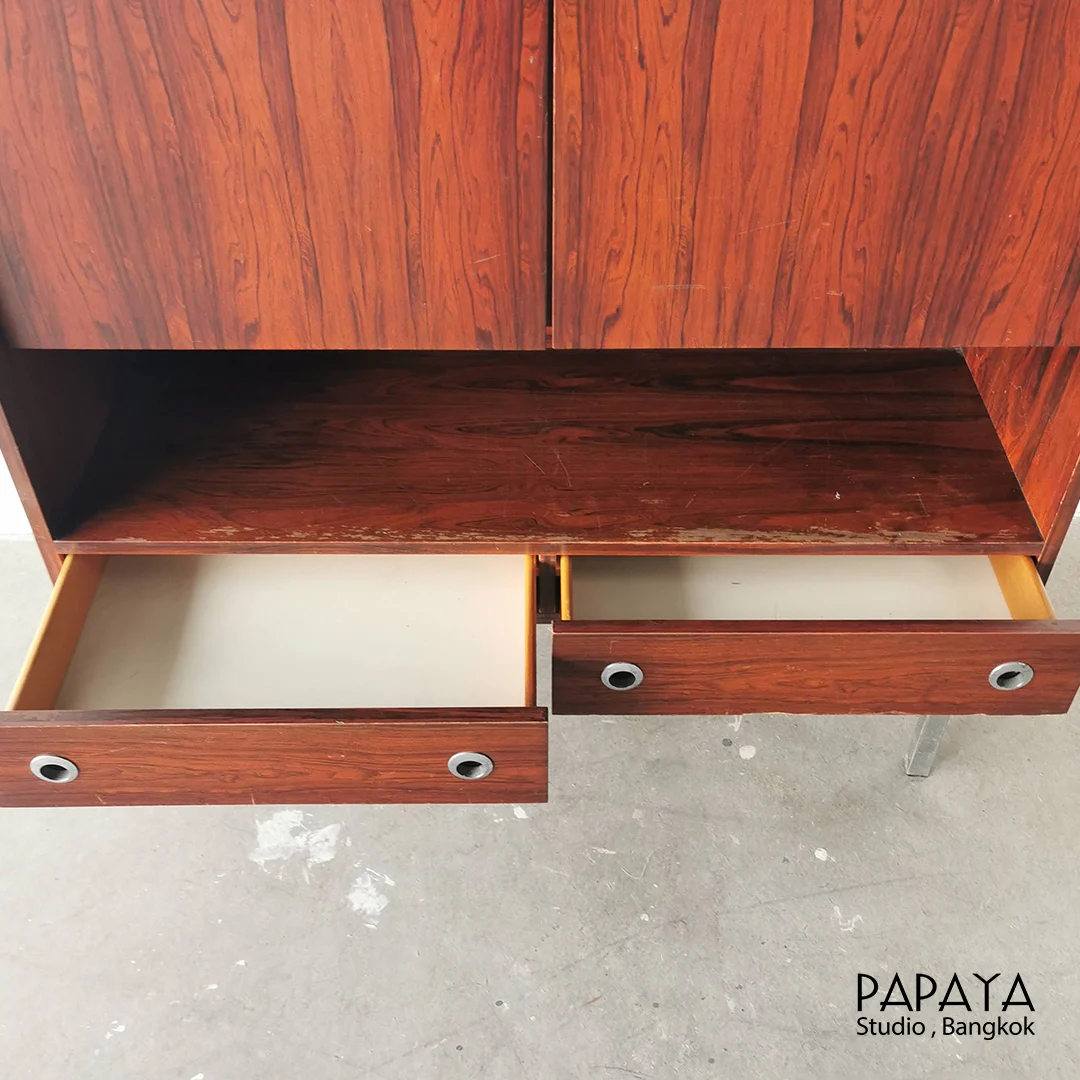 Rosewood Bar Cabinet on Chrome Legs, Mid-Century - Image 3