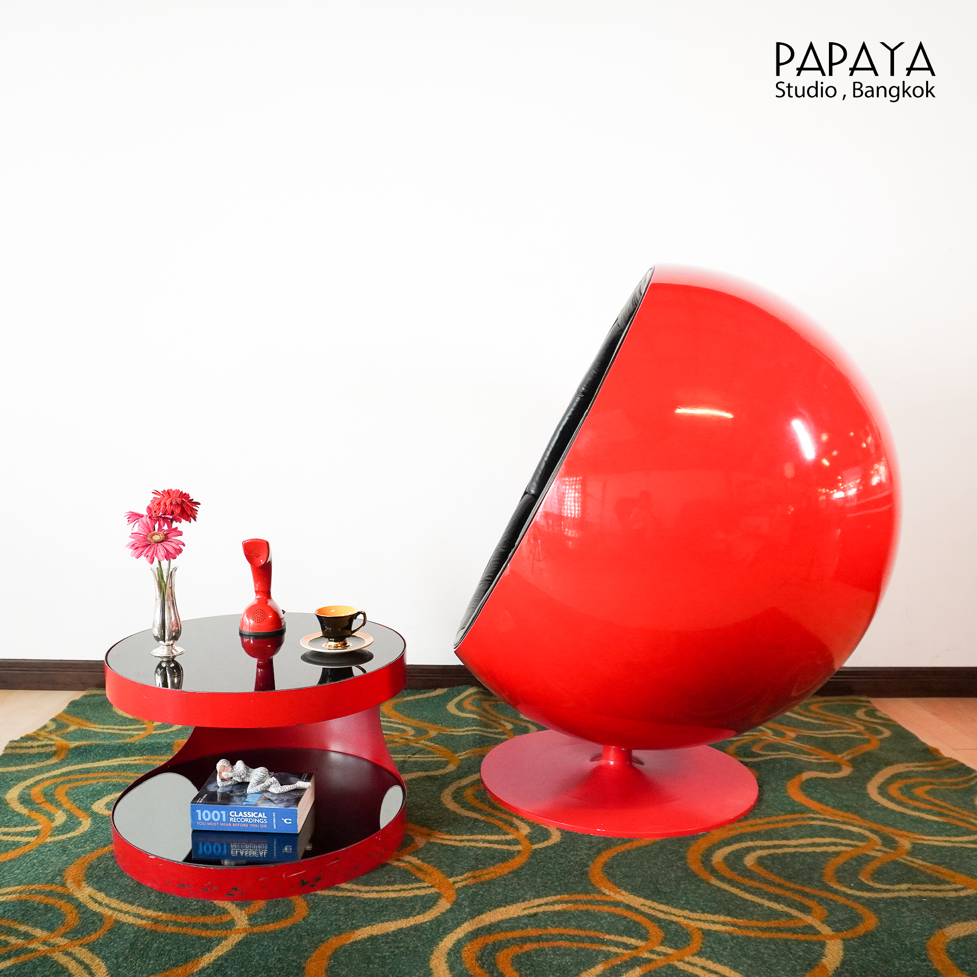 Red sphere swivel chair - Image 3