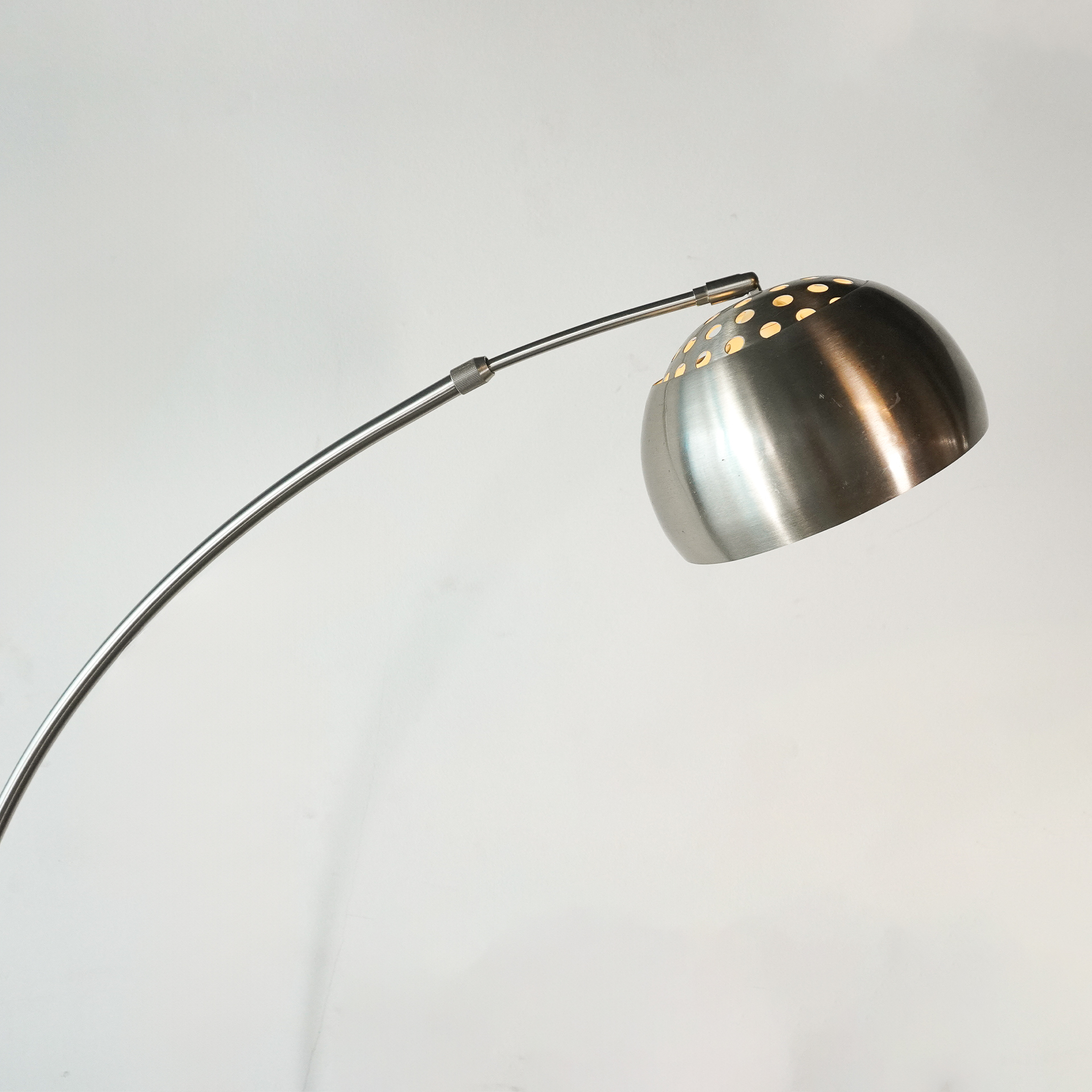 Sleek chrome arch modern lamp warm lighting - Image 4