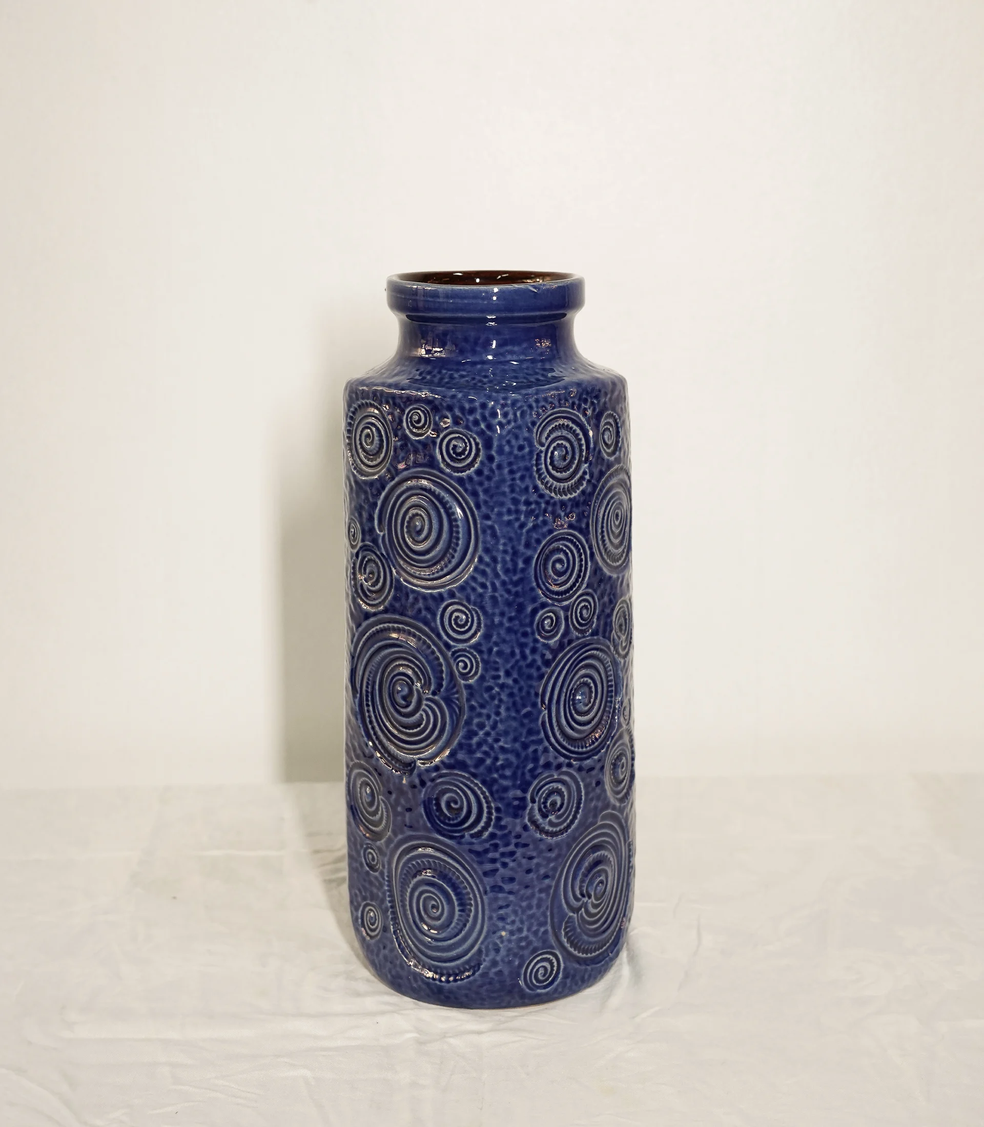 Scheurich Spiral Pattern Fat Lava Vase Model 282-40, West Germany, c.1970s