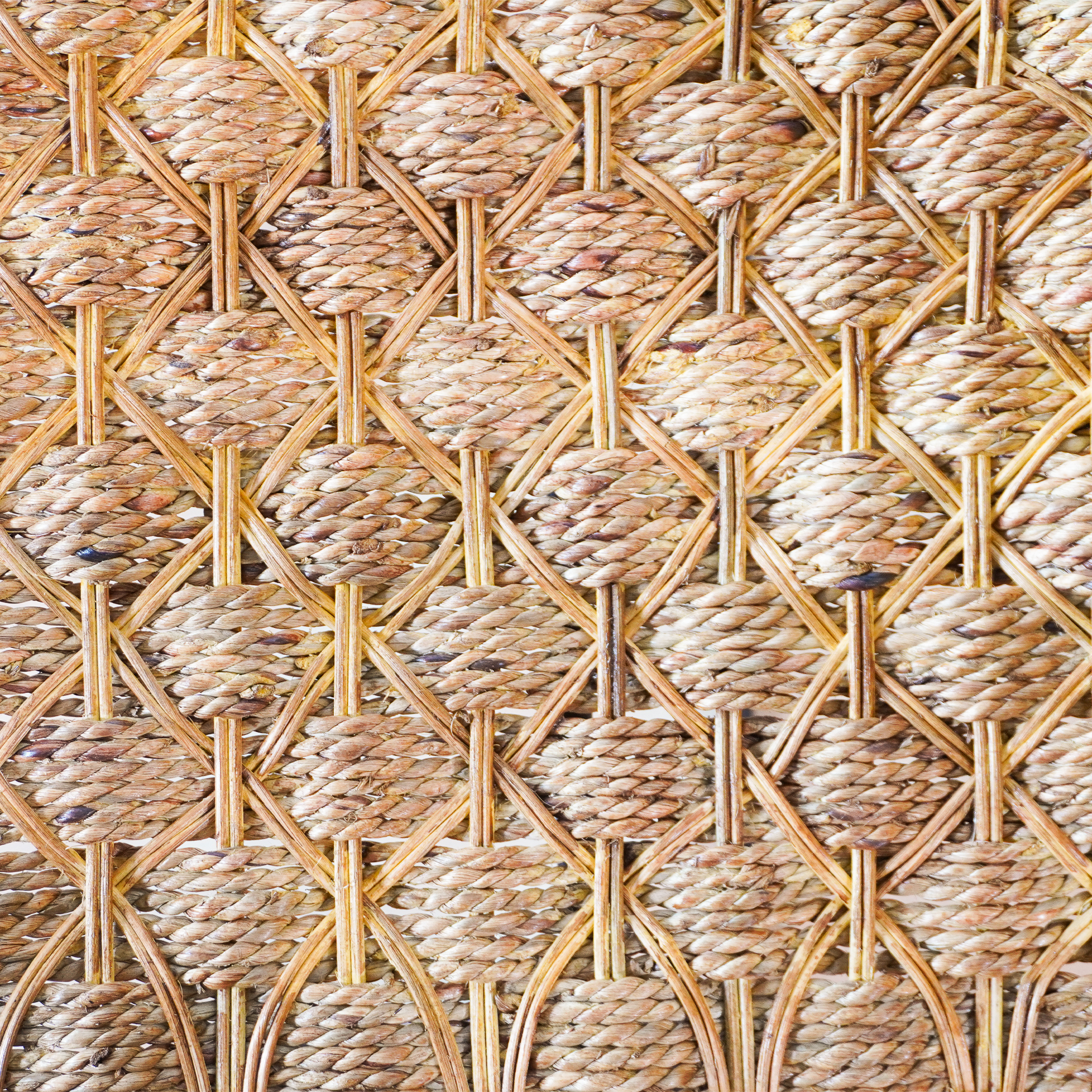 French Midcentury Rattan and Wrought Iron Armchair - Image 9