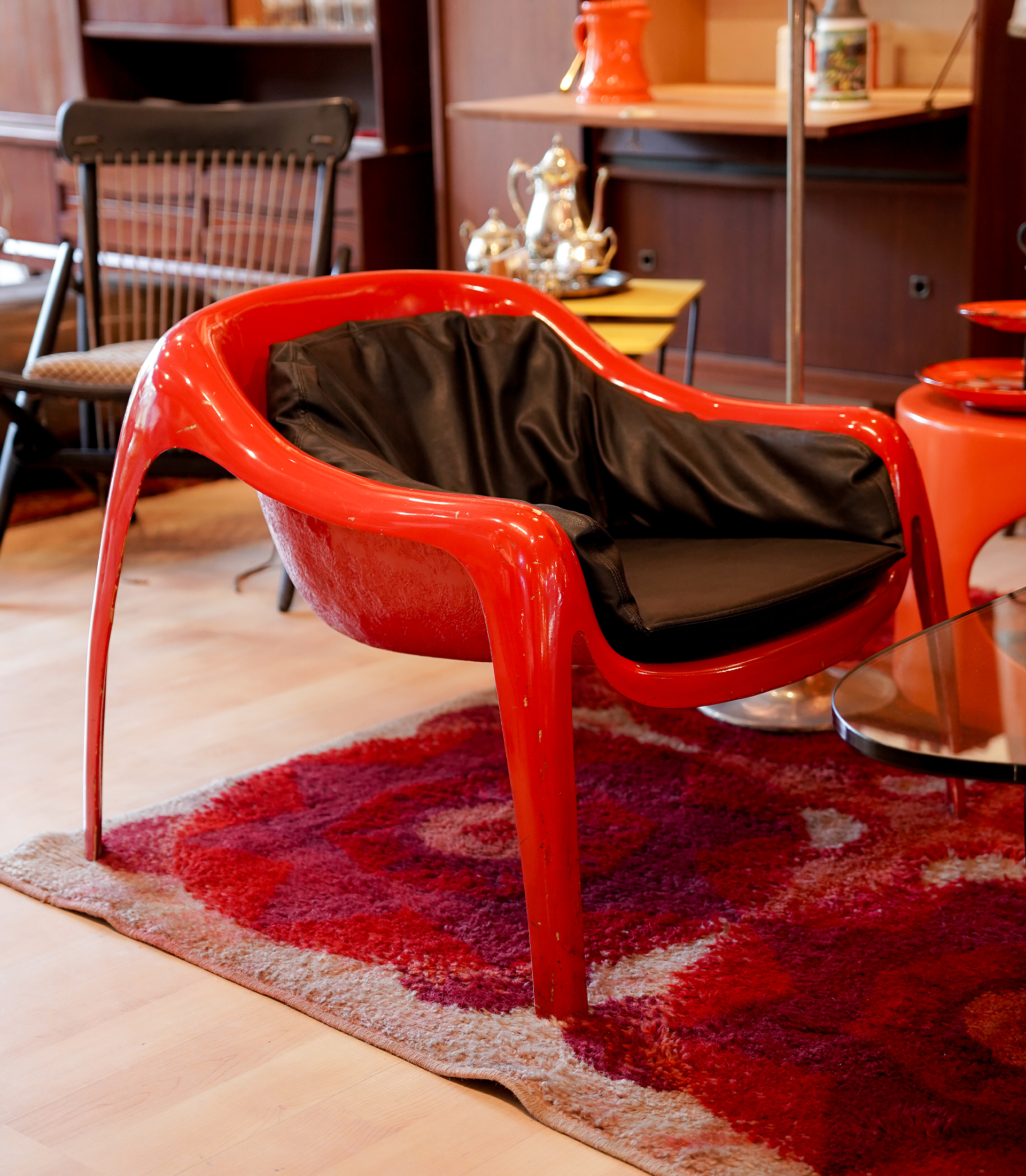 Space Age Fiberglass Armchair (1960s) - Image 3