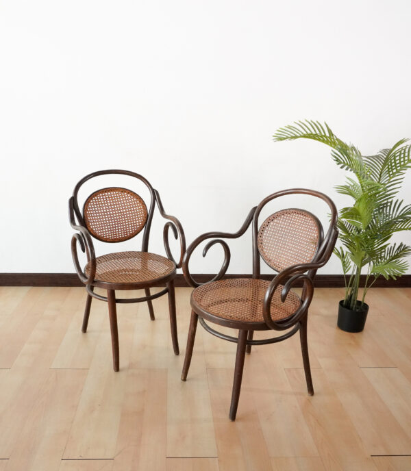 🪑 Antique Bentwood Armchair by Gebrüder Thonet, 1970s