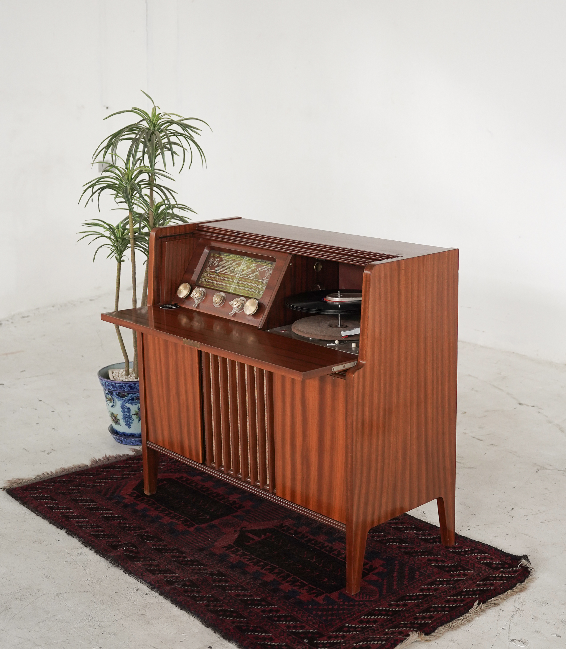 🪄Radio Gramophone Furniture Philips - Image 2