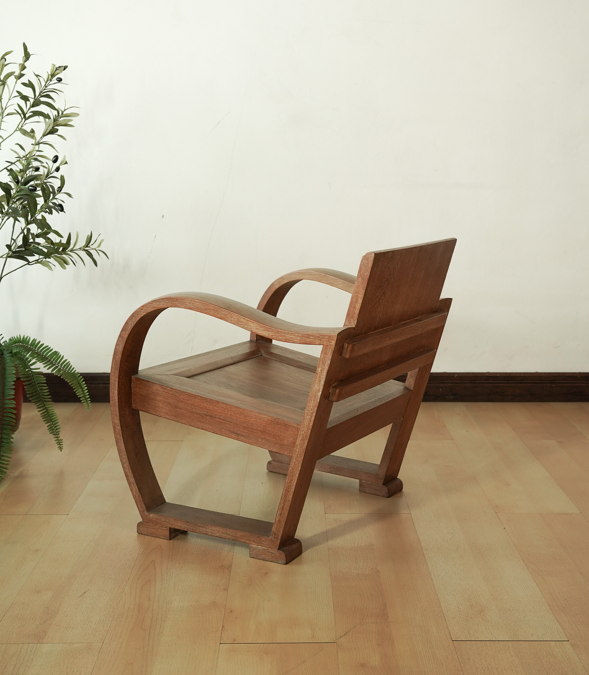 Curva Wooden Lounge Chair - Image 4