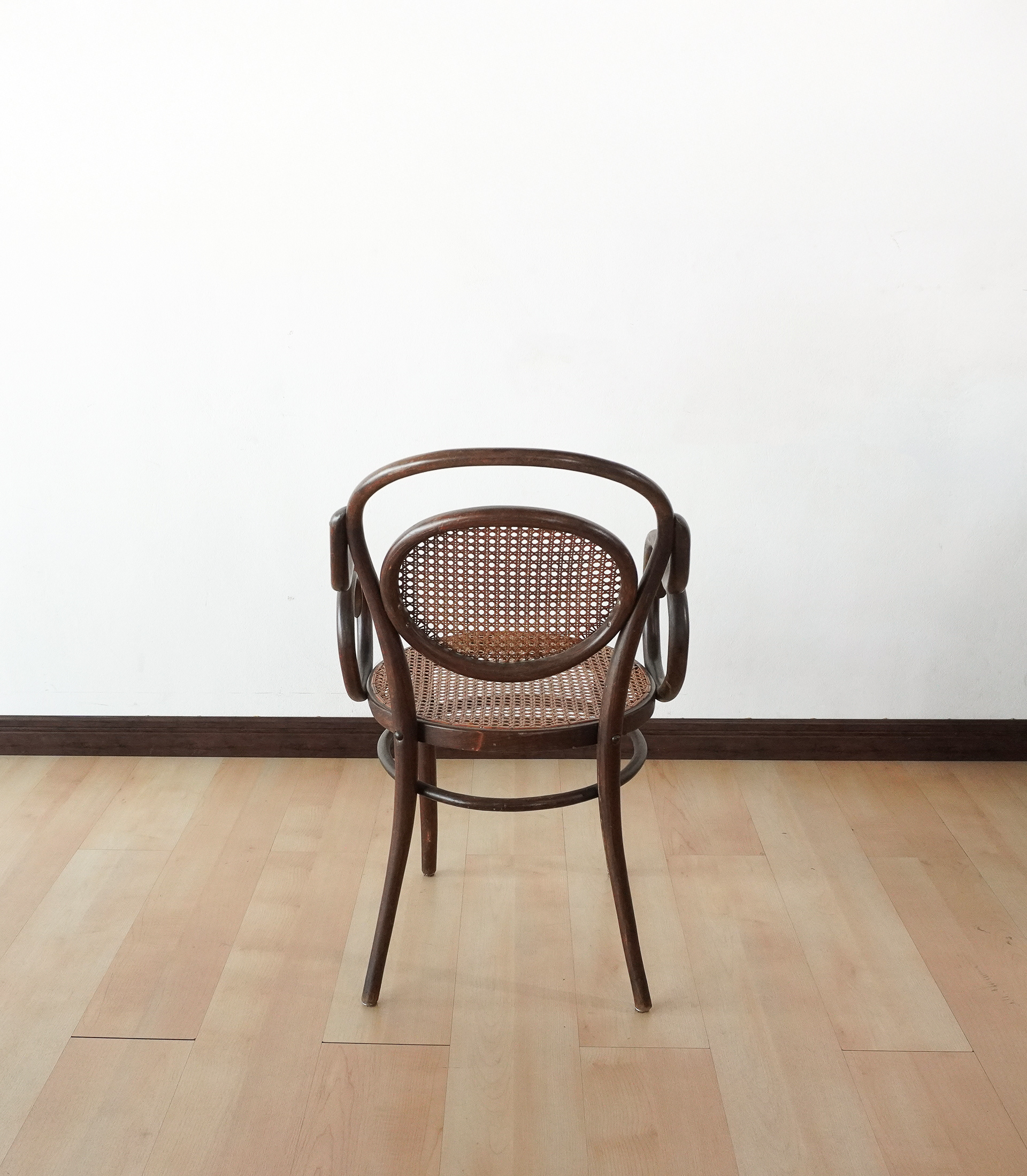 🪑 Antique Bentwood Armchair by Gebrüder Thonet, 1970s - Image 8