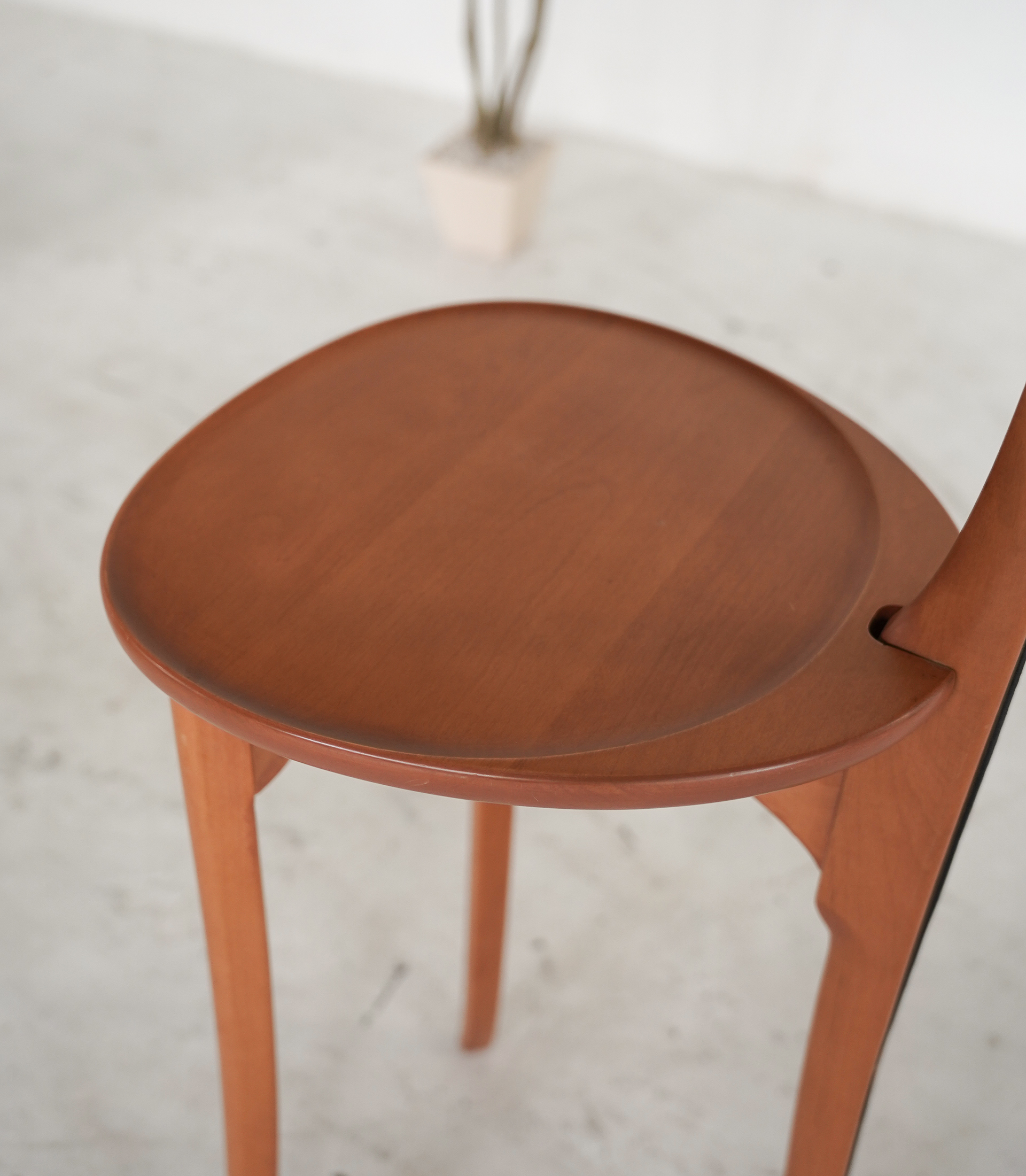 💡Side Table with Pleated Floor Lamp - Image 5