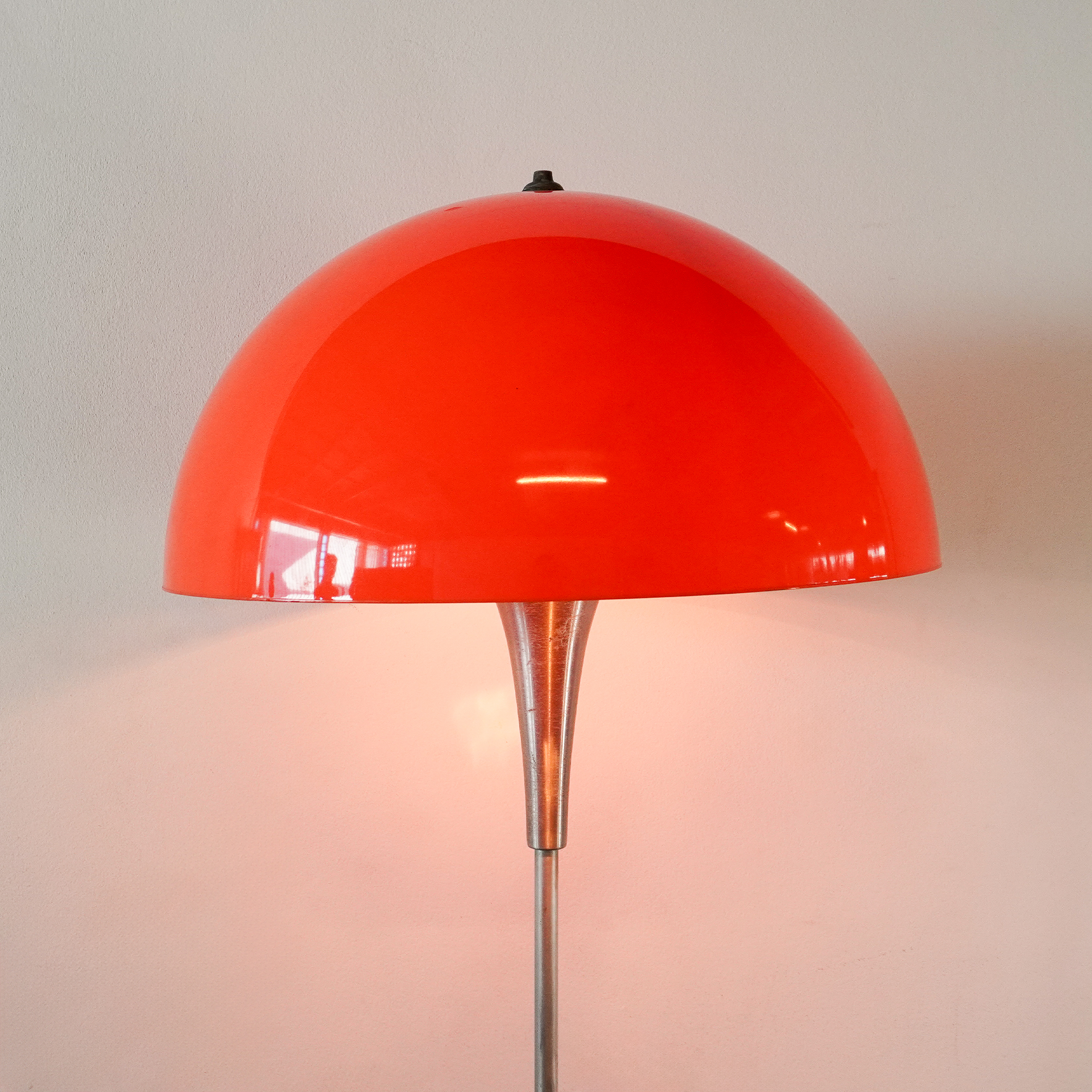 Floor lamp orange nordic style. - Image 2