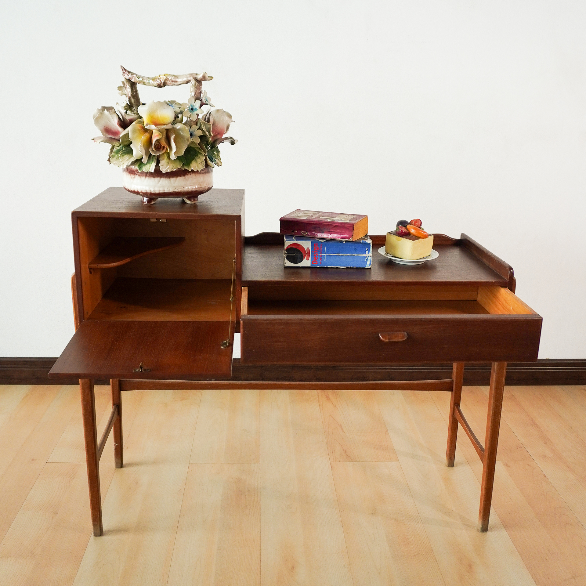 Side table/telephone table with drawer and cook. Denmark 1970s - Image 3
