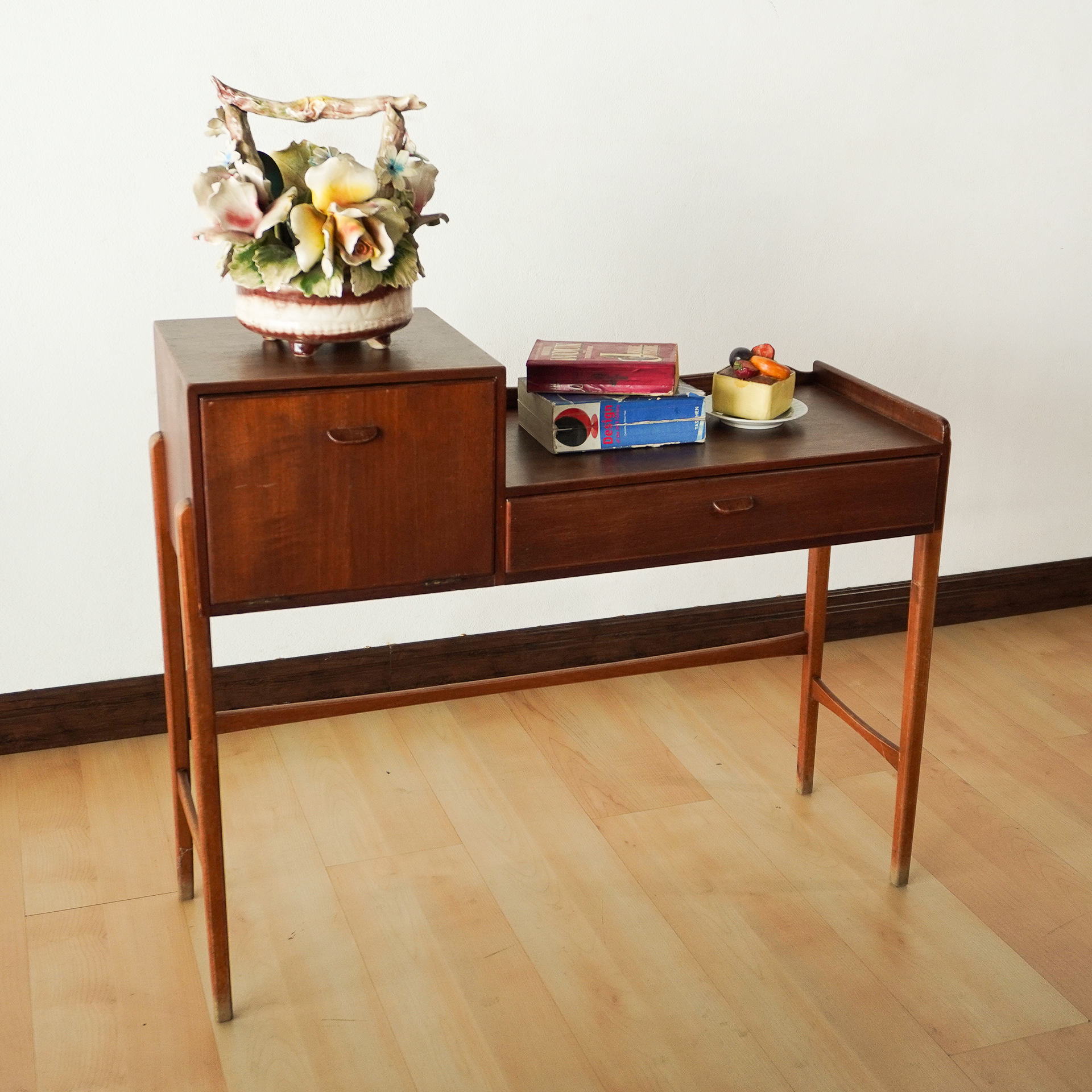 Side table/telephone table with drawer and cook. Denmark 1970s - Image 4