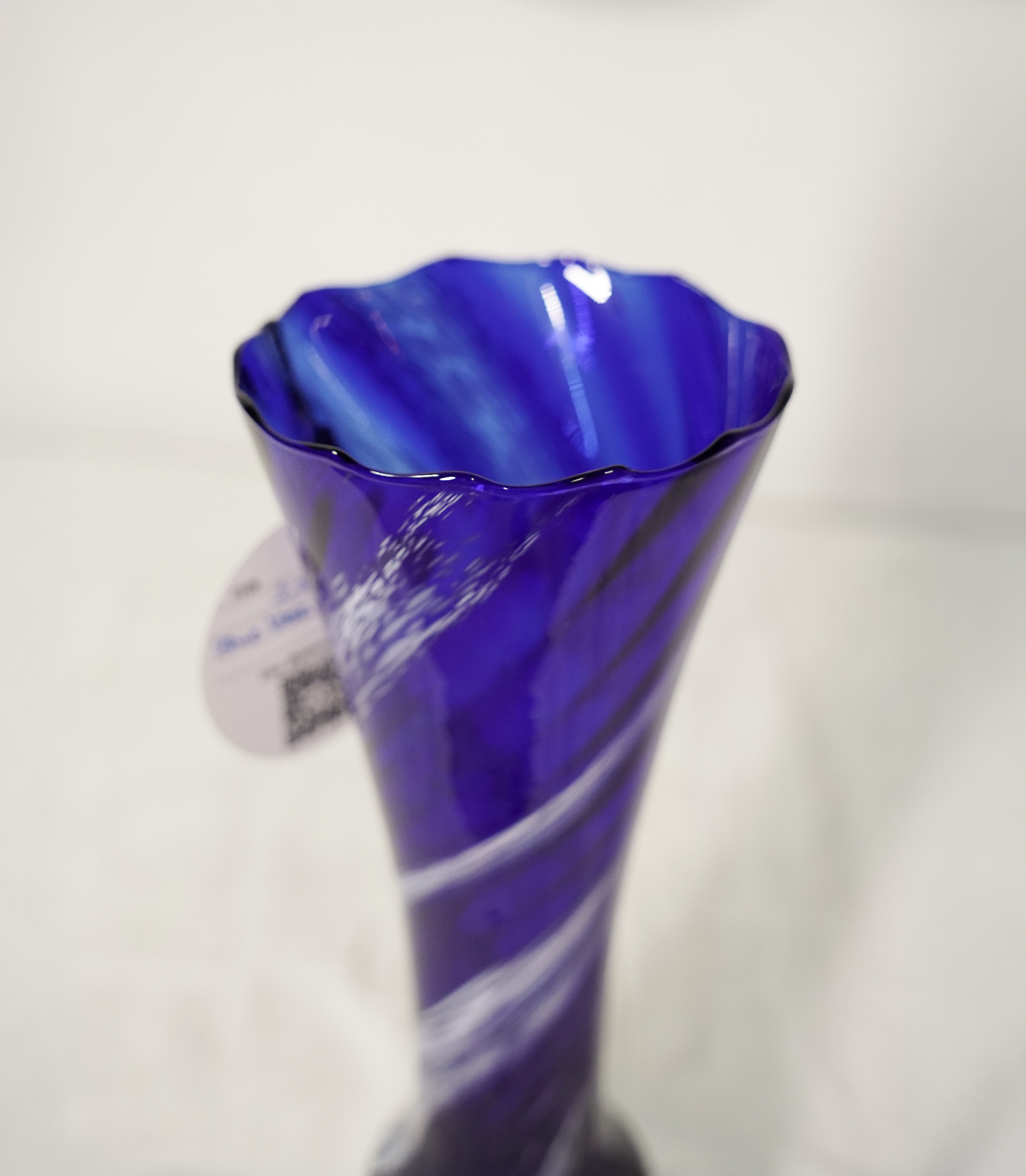 Murano Lattimo Vase (Italy, 1970s) - Image 2