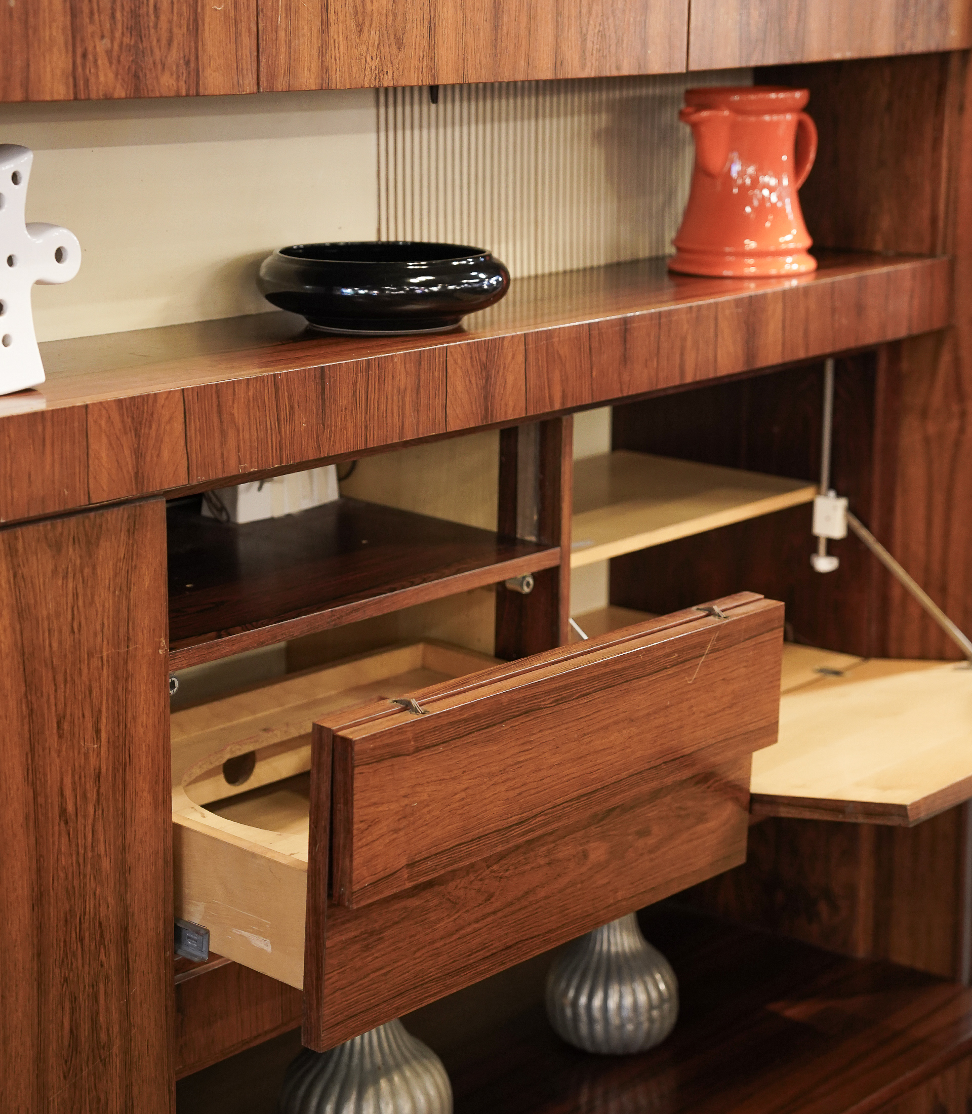 Vintage Mid-Century Modern Wall Unit - Image 4
