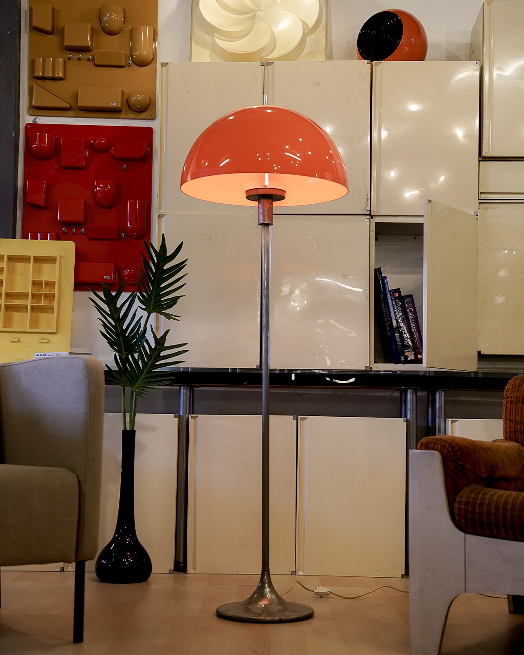 Space Age Floor Lamp - Image 2