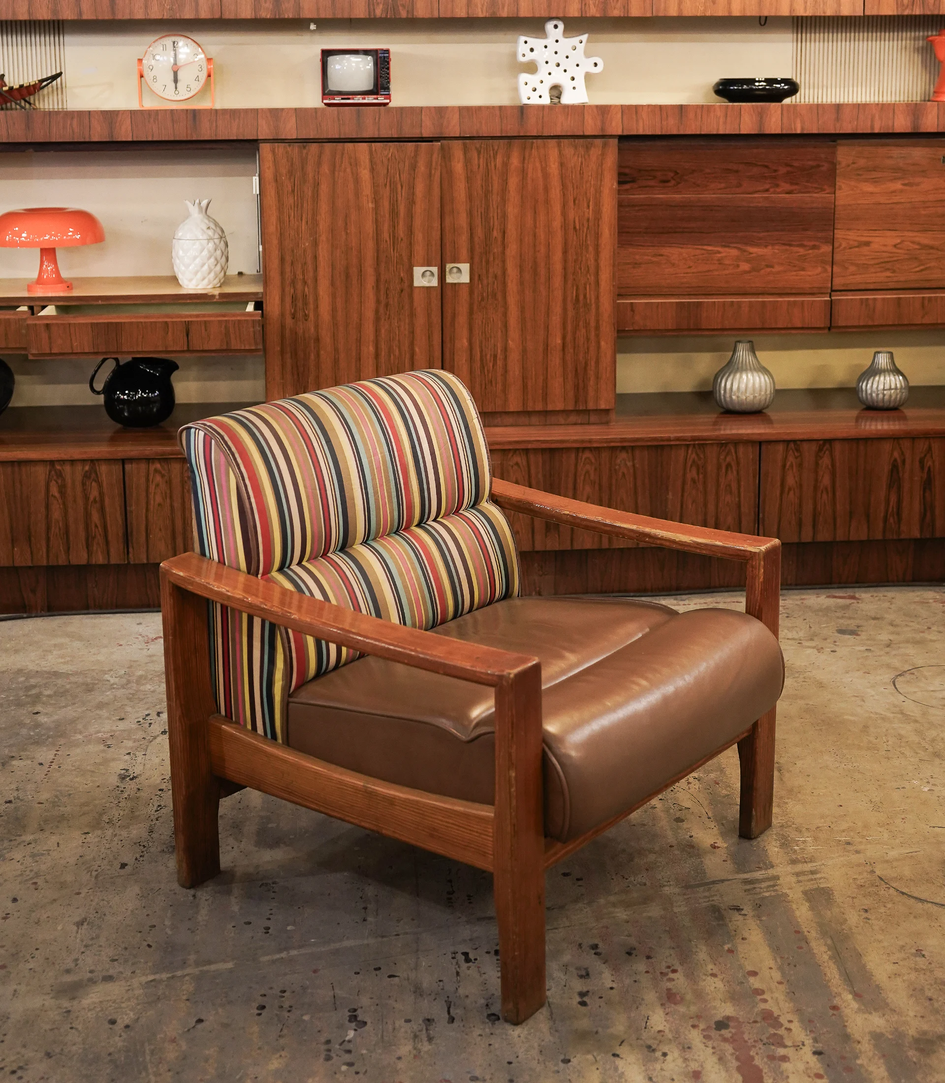 Colorful Upholstery Wooden Armchair