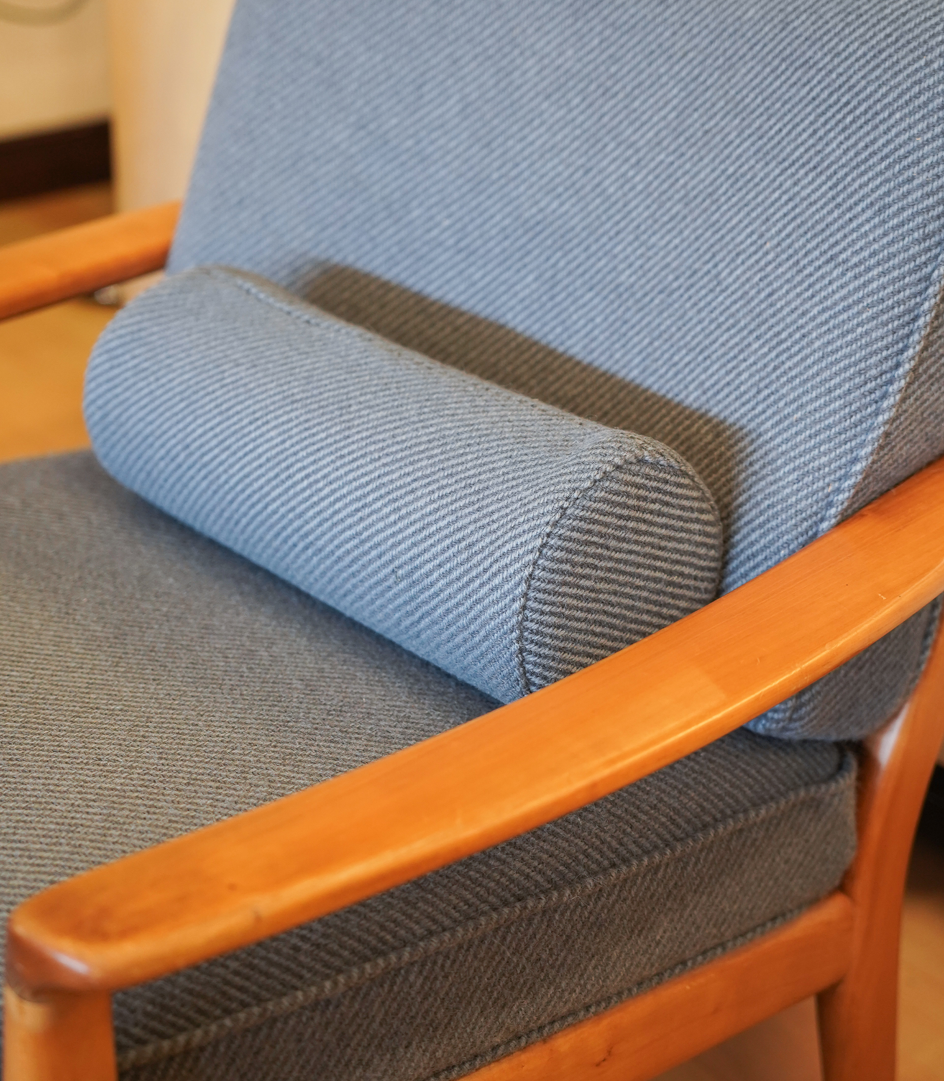 Mid-Century Danish Sofa in Blue Wool - Image 2